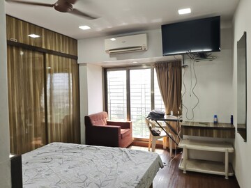 Bedroom in 2 BHK Apartment at Lokhandwala Whispering Palms, Kandivali East – for Rent