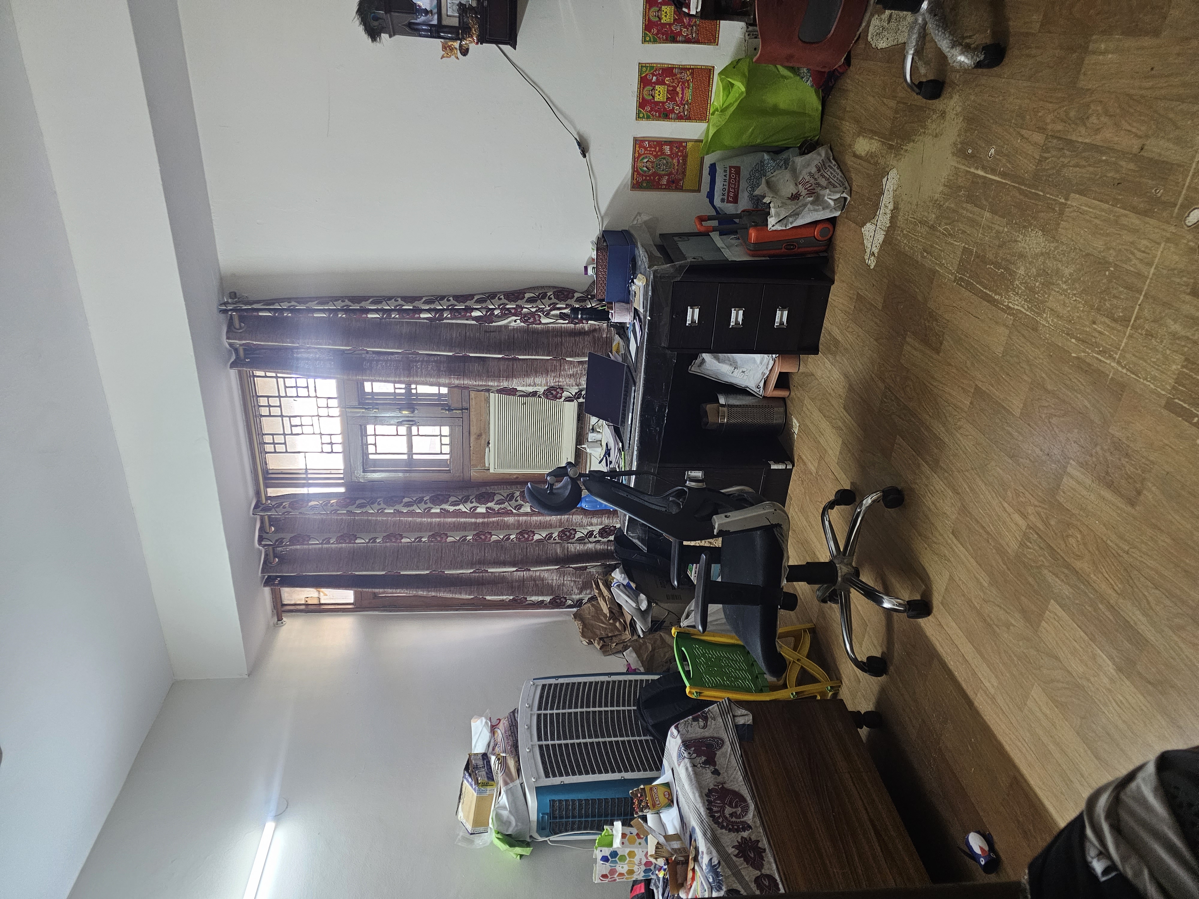 3 BHK + Pooja Room,Extra Room Apartment For Rent in Sector 22 Dwarka