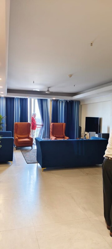 Living Room in 4 BHK Apartment at DLF Belvedere Towers, Sector 24 – for Rent