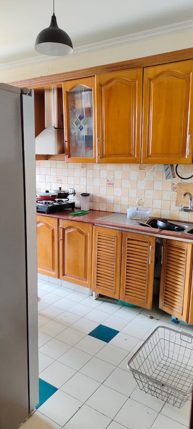 Kitchen, dlf-belvedere-towers 4 Bedroom 2250 Sq.Ft. Apartment In Sector 24 Gurgaon 9102344