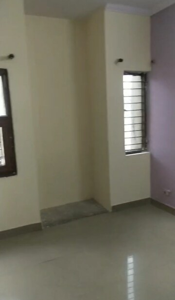 Room in 2 BHK Independent House at Sector 22 – for Rent
