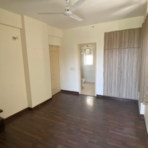 Room in 2 BHK Apartment at Shree Vardhman Green Court, Sector 90 – for Sale
