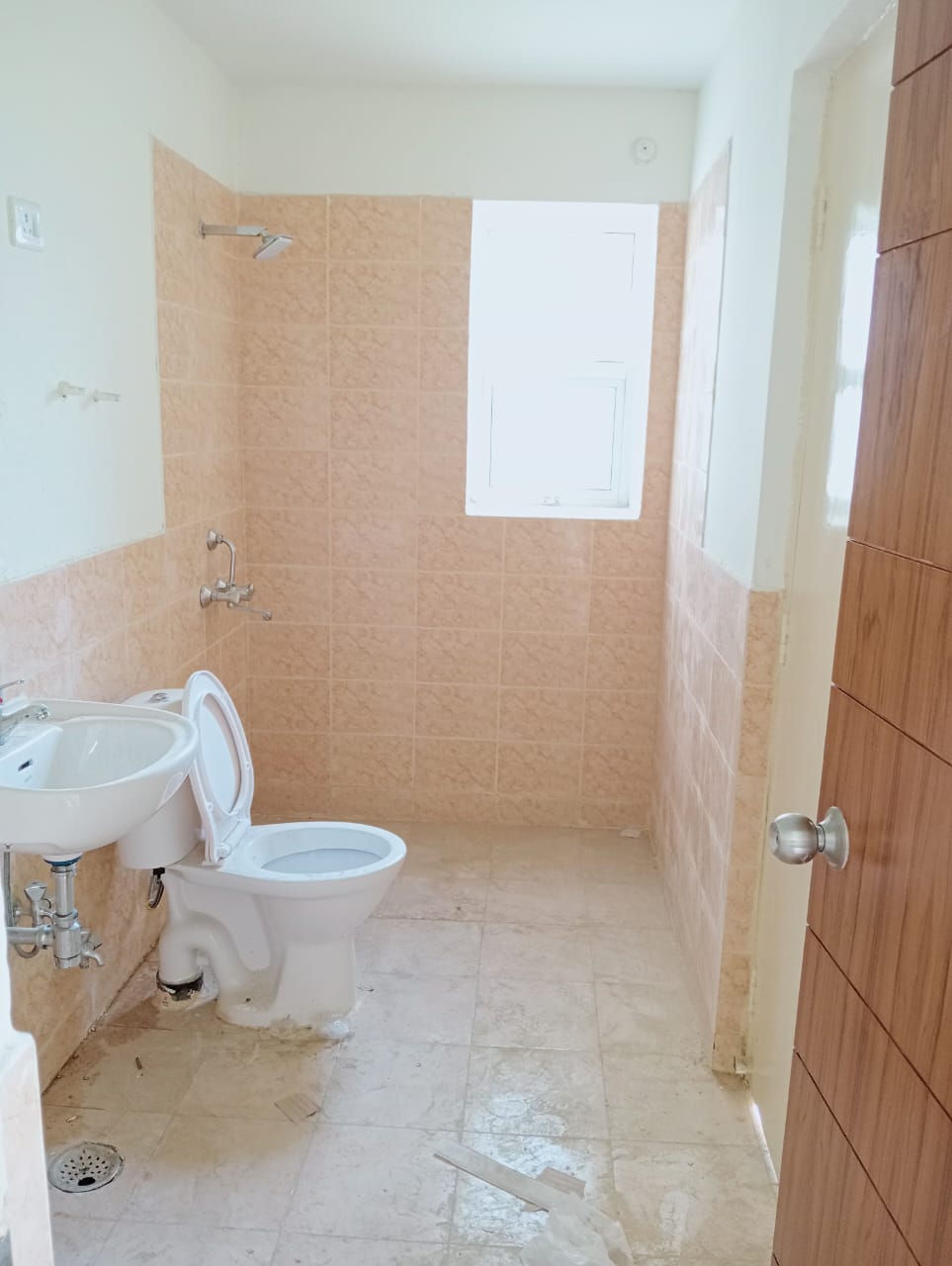 3 BHK + Servant Room Apartment For Rent in Jaypee Greens Aman