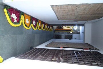 Living Room in 3 BHK Apartment at Sector 22 Dwarka – for Rent