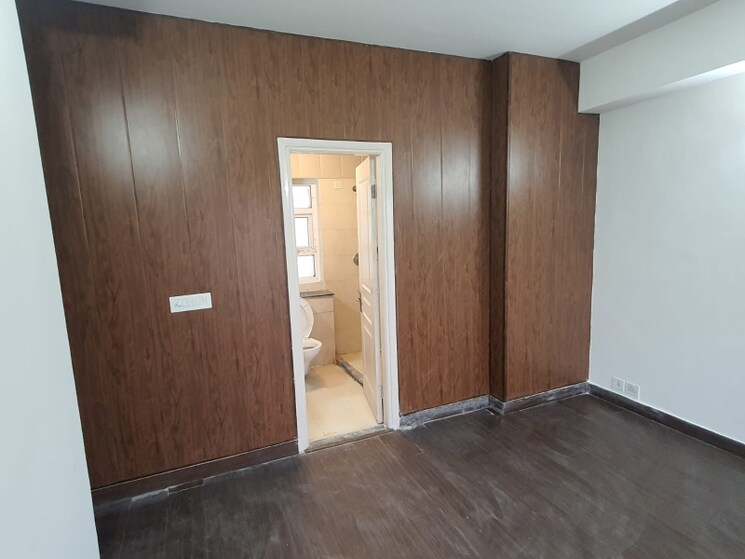 Room, bptp-the-resort 3.5 Bedroom 1661 Sq.Ft. Apartment In Sector 75 Faridabad 9102402