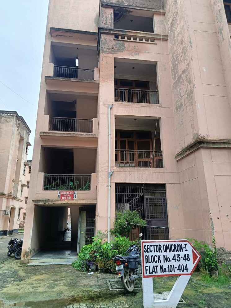 Exterior View, omicron 1a greater noida 3.5 Bedroom 135 Sq.Mt. Apartment In Omicron 1a Greater Noida Greater Noida 9102363