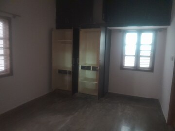 Room in 3 BHK Builder Floor at Ramamurthy Nagar – for Rent