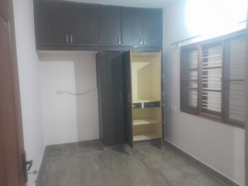 Room in 3 BHK Builder Floor at Ramamurthy Nagar – for Rent