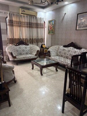 Living Room in 6 BHK Independent House at Vip Road – for Sale