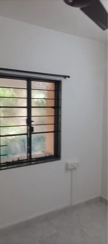 Master Bedroom in 2 BHK Apartment at Pandhari Nagar – for Rent