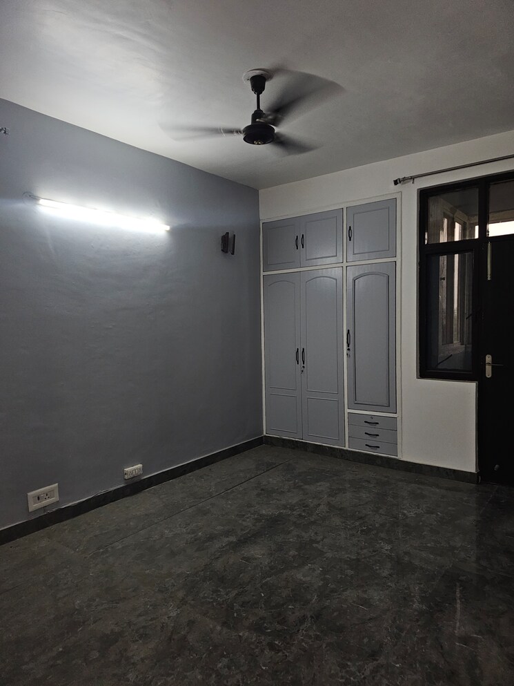 Kitchen, sector 22 dwarka 3 Bedroom 1500 Sq.Ft. Apartment In Sector 22 Dwarka Delhi 9102424