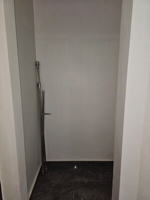 Furnished Amenities in 3 BHK Apartment at Sector 22 Dwarka – for Sale