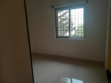 Room in 3 BHK Builder Floor at Nri Layout – for Rent