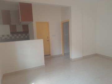 Room in 3 BHK Builder Floor at Nri Layout – for Rent