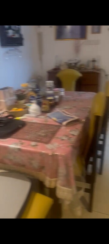 Parking in 2 BHK Apartment at Sheth Vasant Oasis, Andheri East – for Rent