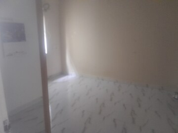 Room in 3 BHK Apartment at Nri Layout – for Rent