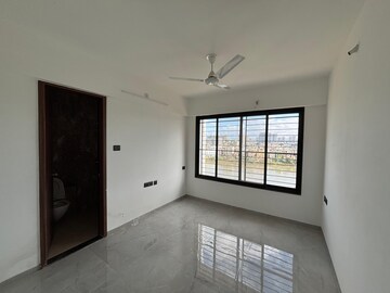 Master Bedroom in 2.5 BHK Apartment at Unique Youtopia, Kharadi – for Rent