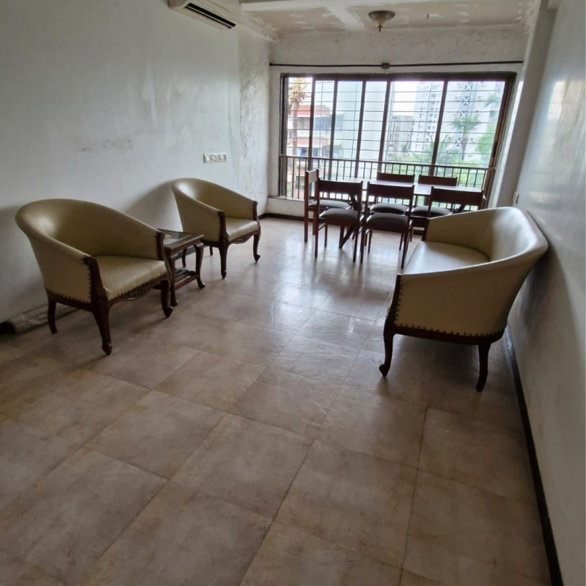 1 BHK + Servant Room 742 Sq.Ft. Apartment in Gold Crown