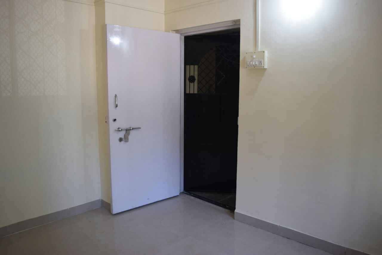 1 BHK 305 Sq.Ft. Apartment in Saptarishi Towers