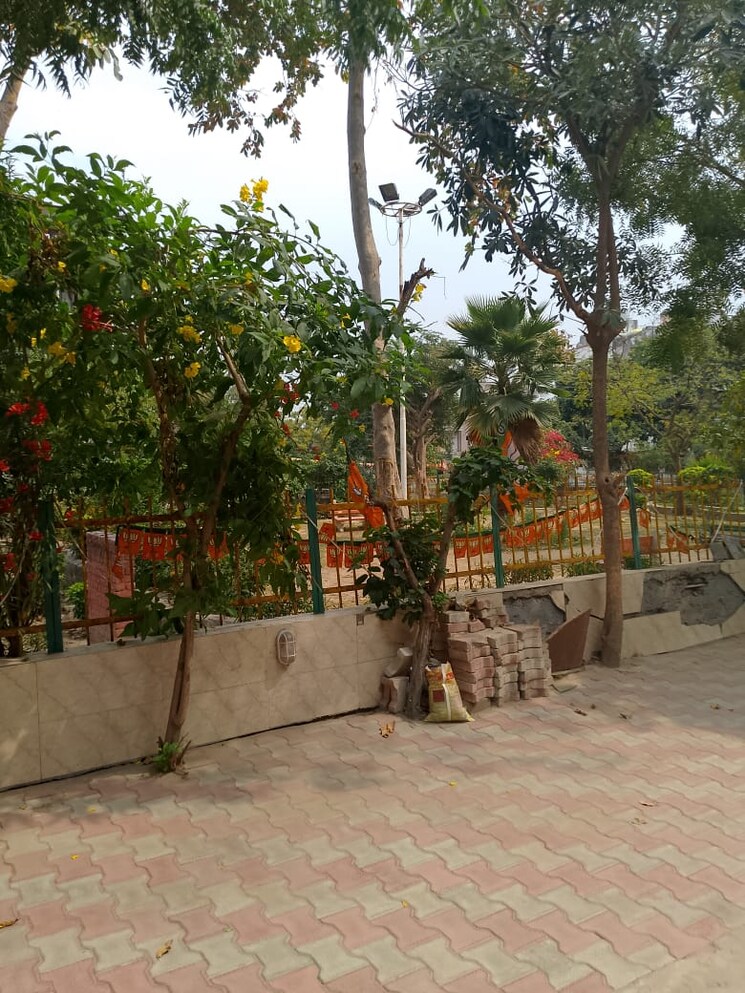 Exterior View, green fields colony 4 Bedroom 360 Sq.Yd. Builder Floor In Green Fields Colony Faridabad 9102512