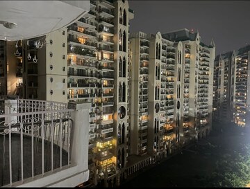4 BHK Apartment – Exterior View View at DLF Westend Heights, Sector 53 - for Rent