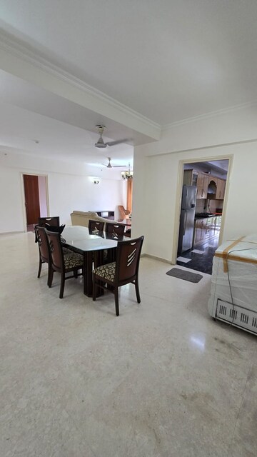 Team Area in 4 BHK Apartment at DLF Westend Heights, Sector 53 – for Rent