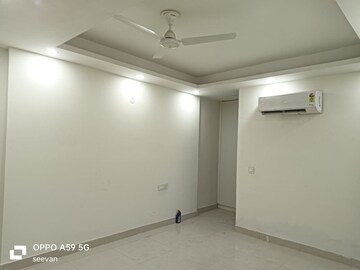 Room in 4 BHK Builder Floor at Nangal Dewat – for Rent