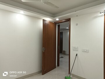 Room in 4 BHK Builder Floor at Nangal Dewat – for Rent