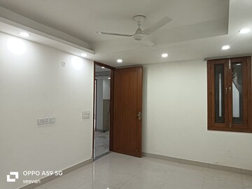 Room in 4 BHK Builder Floor at Nangal Dewat – for Rent