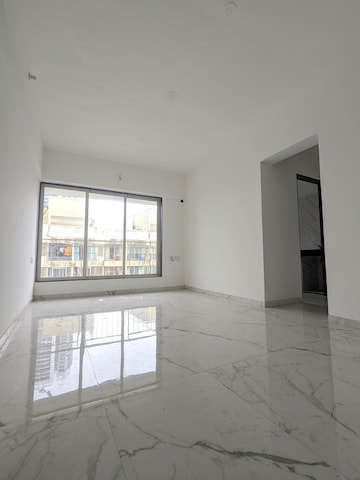 Room in 1 BHK Apartment at Dharti Pressidio, Kandivali West – for Sale