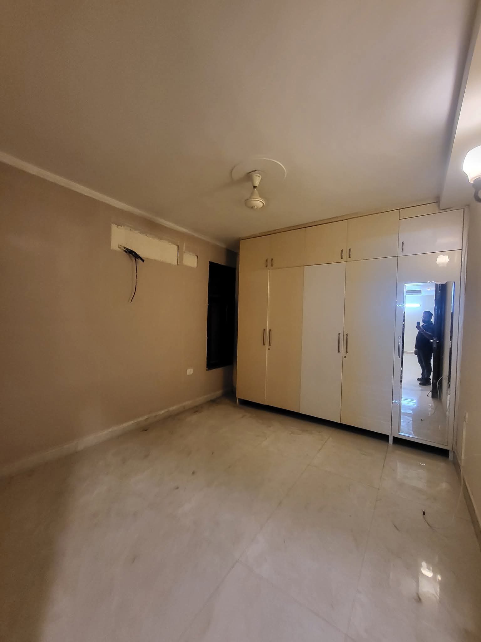 3 BHK + Extra Room Builder Floor For Rent in Sector 9