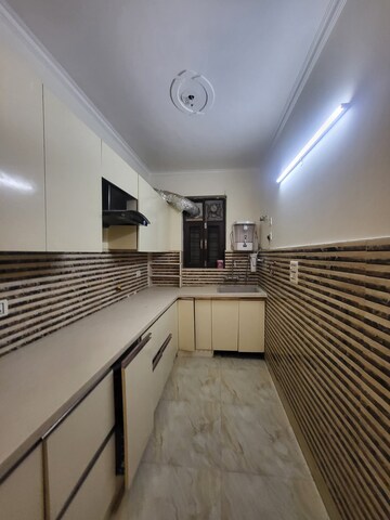 Balcony in 3 BHK Builder Floor at Sector 9 – for Rent
