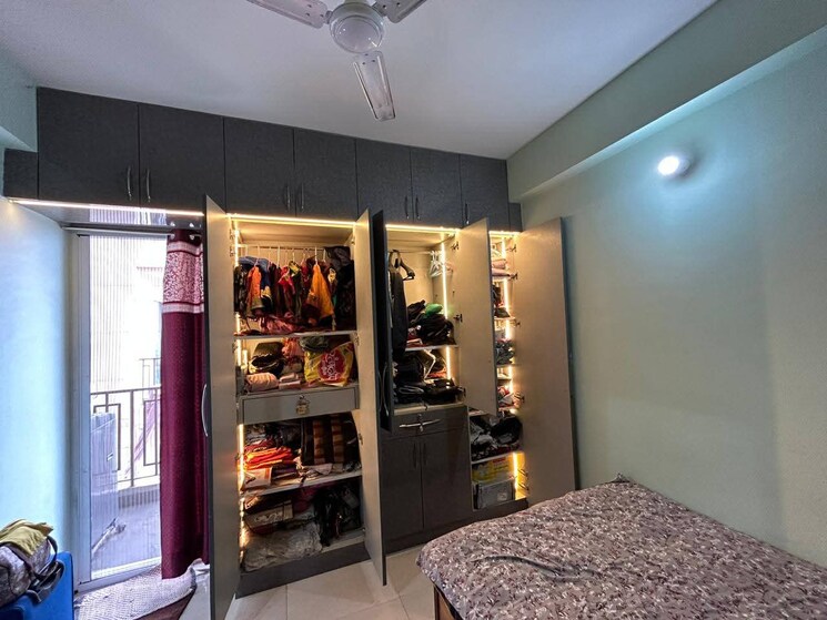 Bedroom, freedom fighters enclave 3 Bedroom 1350 Sq.Ft. Builder Floor In Freedom Fighters Enclave Delhi 9102562