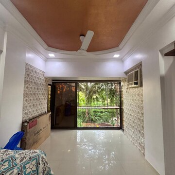 Furnished Amenities in 1 BHK Apartment at Sameer CHS Andheri, Seven Bunglow – for Rent