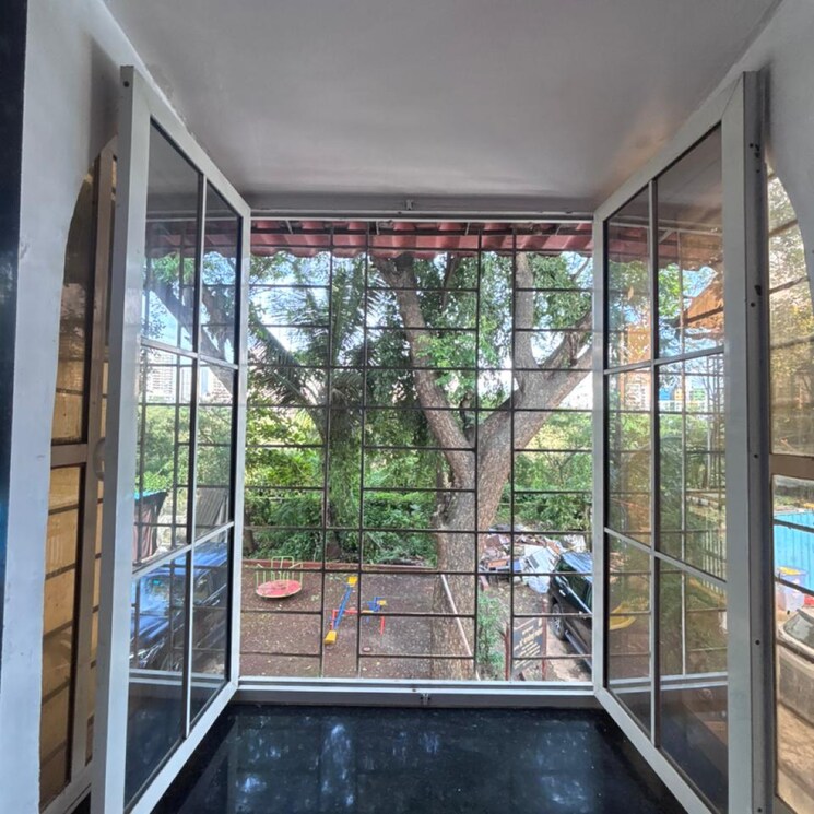 Swimming Pool, sameer-chs-andheri 1 Bedroom 550 Sq.Ft. Apartment In Seven Bunglow Mumbai 9102583