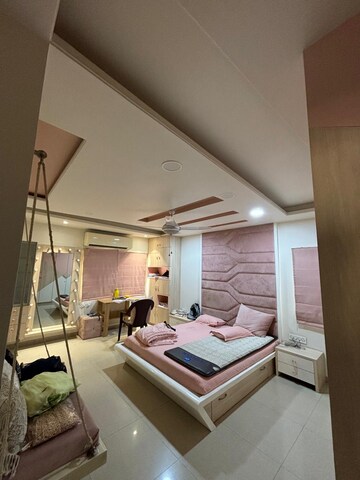 Team Area in 5 BHK Independent House at Prahlad Nagar – for Rent