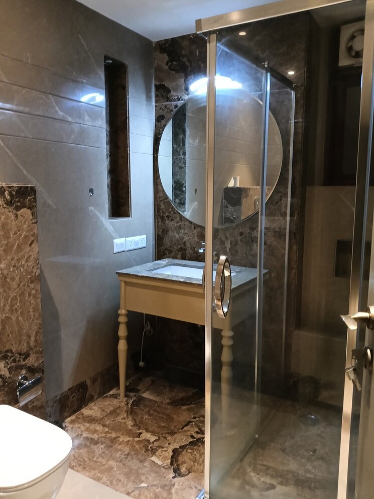 Gym, saket 2 Bedroom 1250 Sq.Ft. Builder Floor In Saket Delhi 9102616