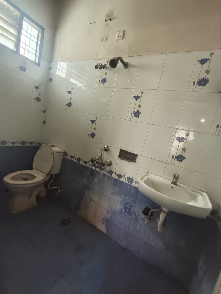 Bathroom, nacharam 2 Bedroom 1050 Sq.Ft. Apartment In Nacharam Hyderabad 9102618