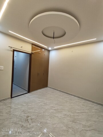 Room in 3 BHK Independent House at Jankipuram – for Sale