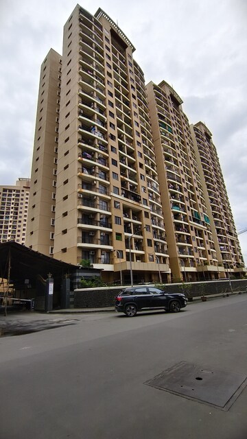 1 BHK Apartment – Exterior View View at K Raheja Heights, Malad East - for Rent
