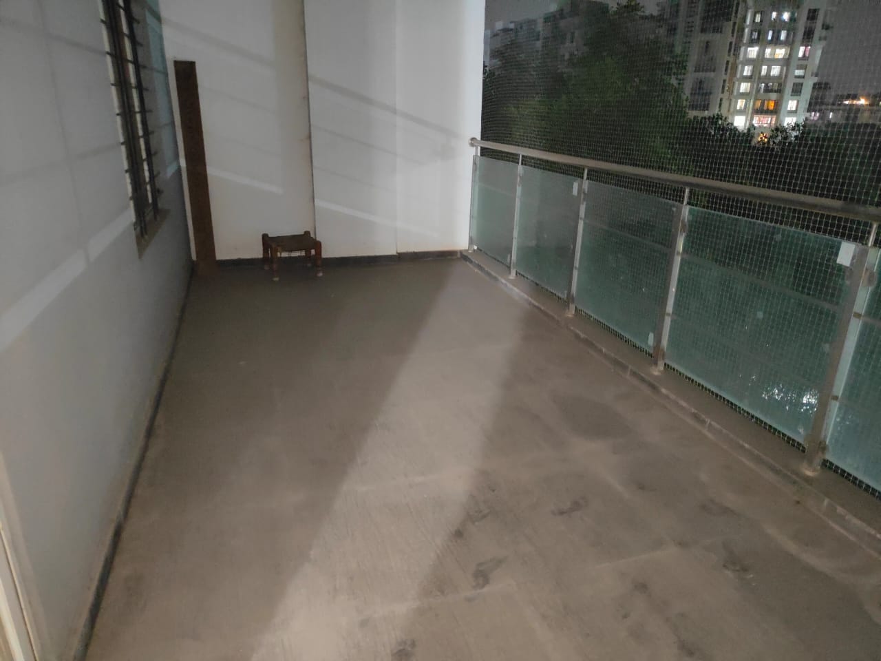 1 BHK + Servant Room Apartment For Rent in Akshay Floria