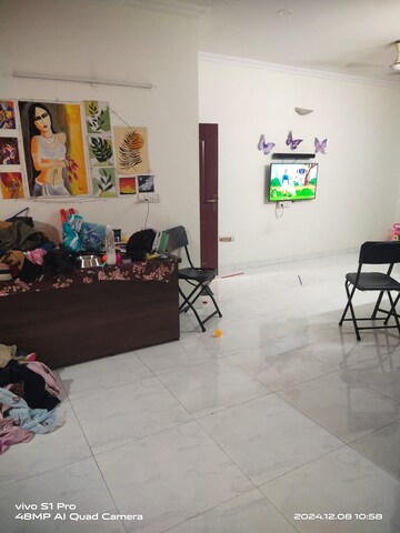 Parking in 2 BHK Builder Floor at Hsr Layout – for Rent
