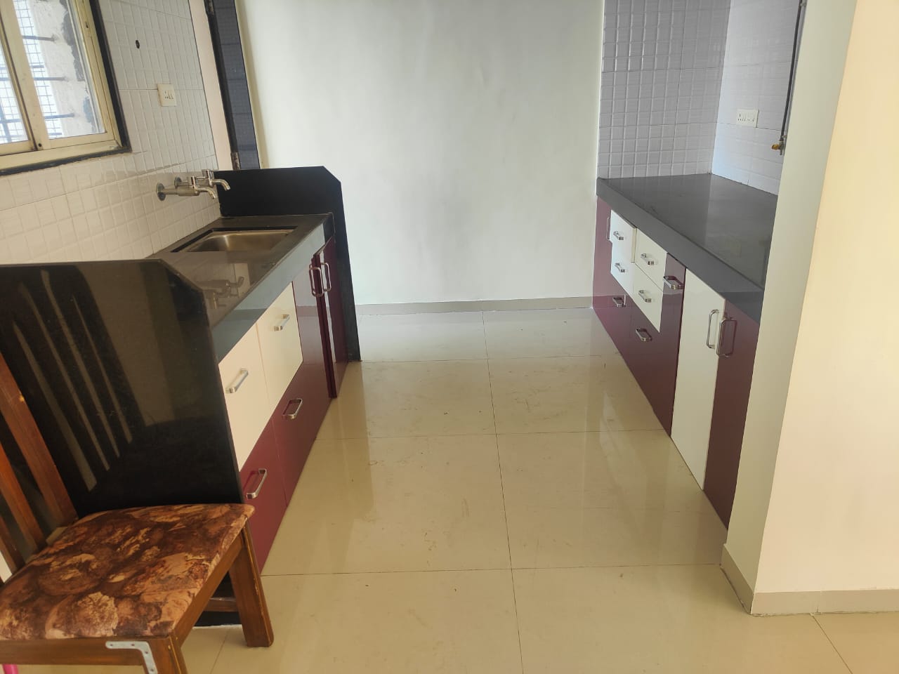 2 BHK + Servant Room 1000 Sq.Ft. Apartment in Akshay Floria