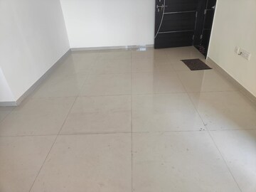 Staircase in 2 BHK Apartment at Akshay Floria, Anand Nagar – for Rent