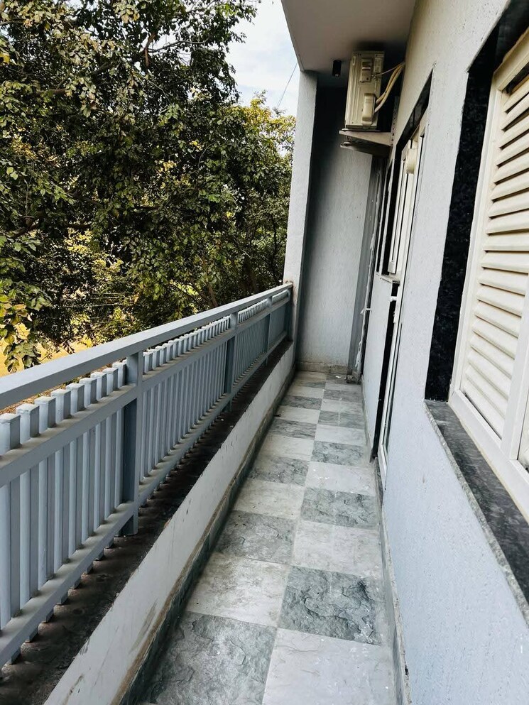 Balcony, saket 1 RK 400 Sq.Ft. Builder Floor In Saket Delhi 9102676