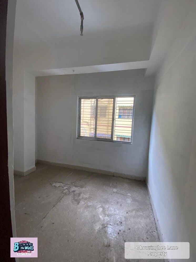 Room, chowringhee Commercial Showroom 2680 Sq.Ft. In Chowringhee Kolkata 9102685