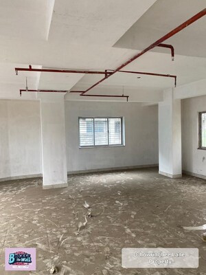 Room in  Showroom at Chowringhee – for Sale