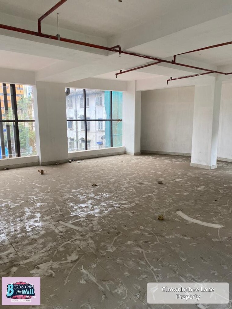 Room, chowringhee Commercial Showroom 2680 Sq.Ft. In Chowringhee Kolkata 9102685