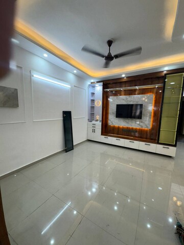 Living Room in 3 BHK Builder Floor at Saket – for Rent