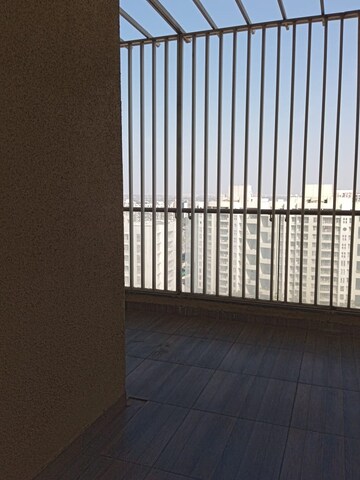 Room in 3 BHK Apartment at Ganga Platino, Kharadi – for Sale